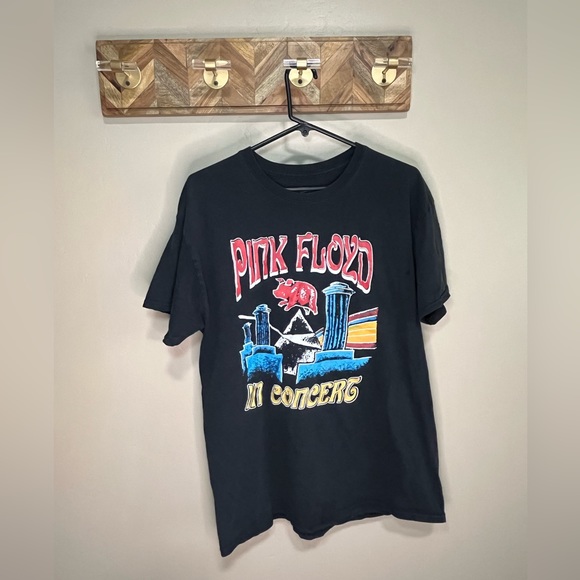 Pink Floyd Other - Pink Floyd Shirt Black and Multi Color Short Sleeve Graphic Tee Men’s Large